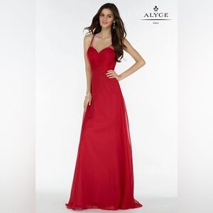 ALYCE Paris Red Chiffon Formal Gown Perfect for Valentine’s Day 😍❤️ MSRP  $249
